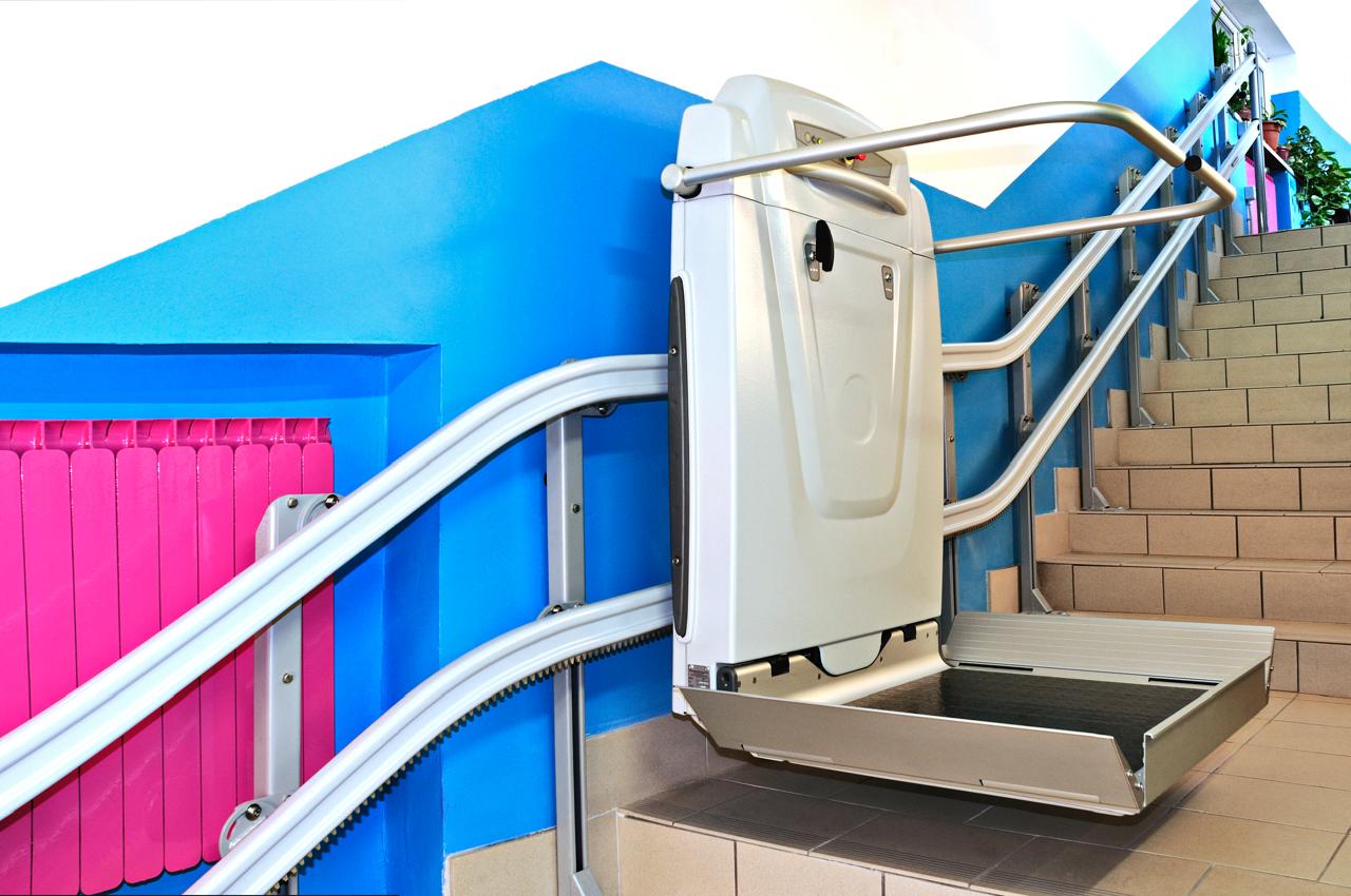 Platform lift installation